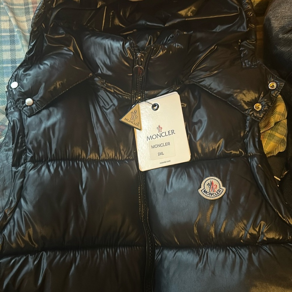 black moncler vest , size L